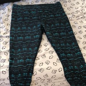 Fabletics printed powerhold